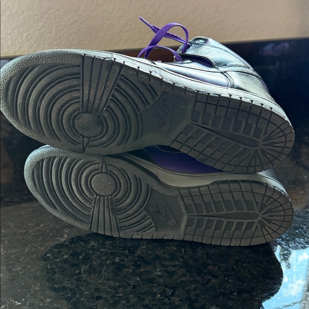 Nike Dunk High x Fragment Design Black and Purple High-Tops - Picture 6 of 6